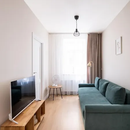Artilerijas 1-bedroom With Courtyard View