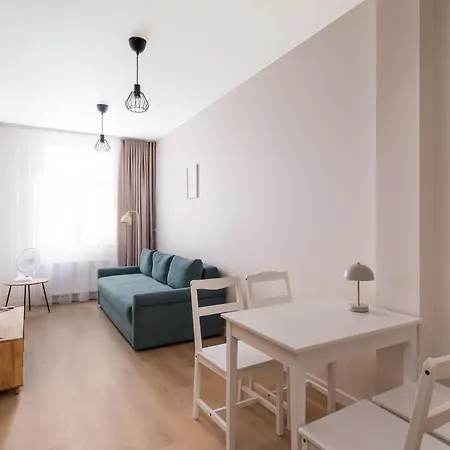 Artilerijas 1-bedroom With Courtyard View アパート *